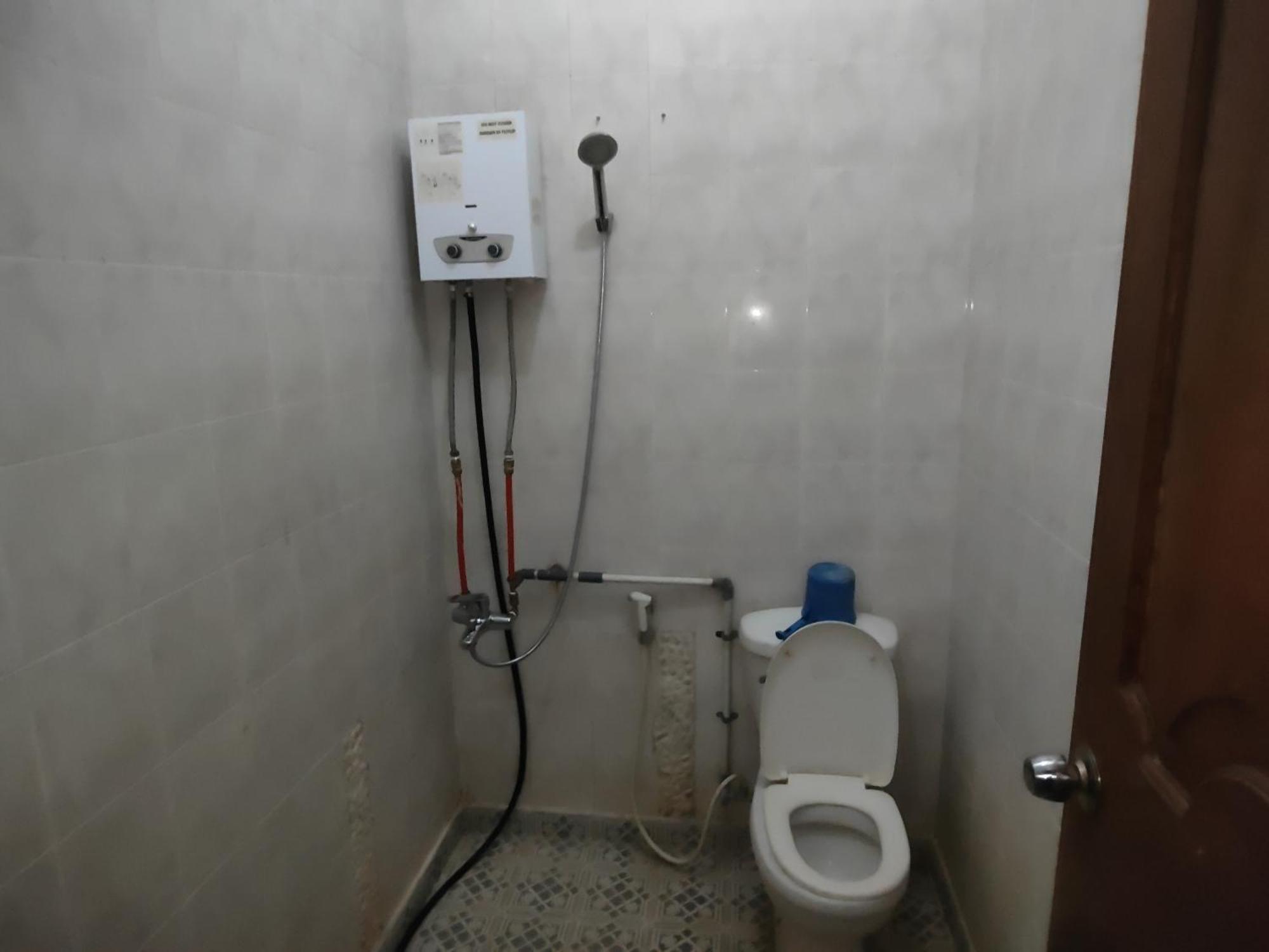Tirto 27 Homestay ジョグジャカルタ エクステリア 写真